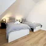 Appartement Next To Fair 4 Rooms